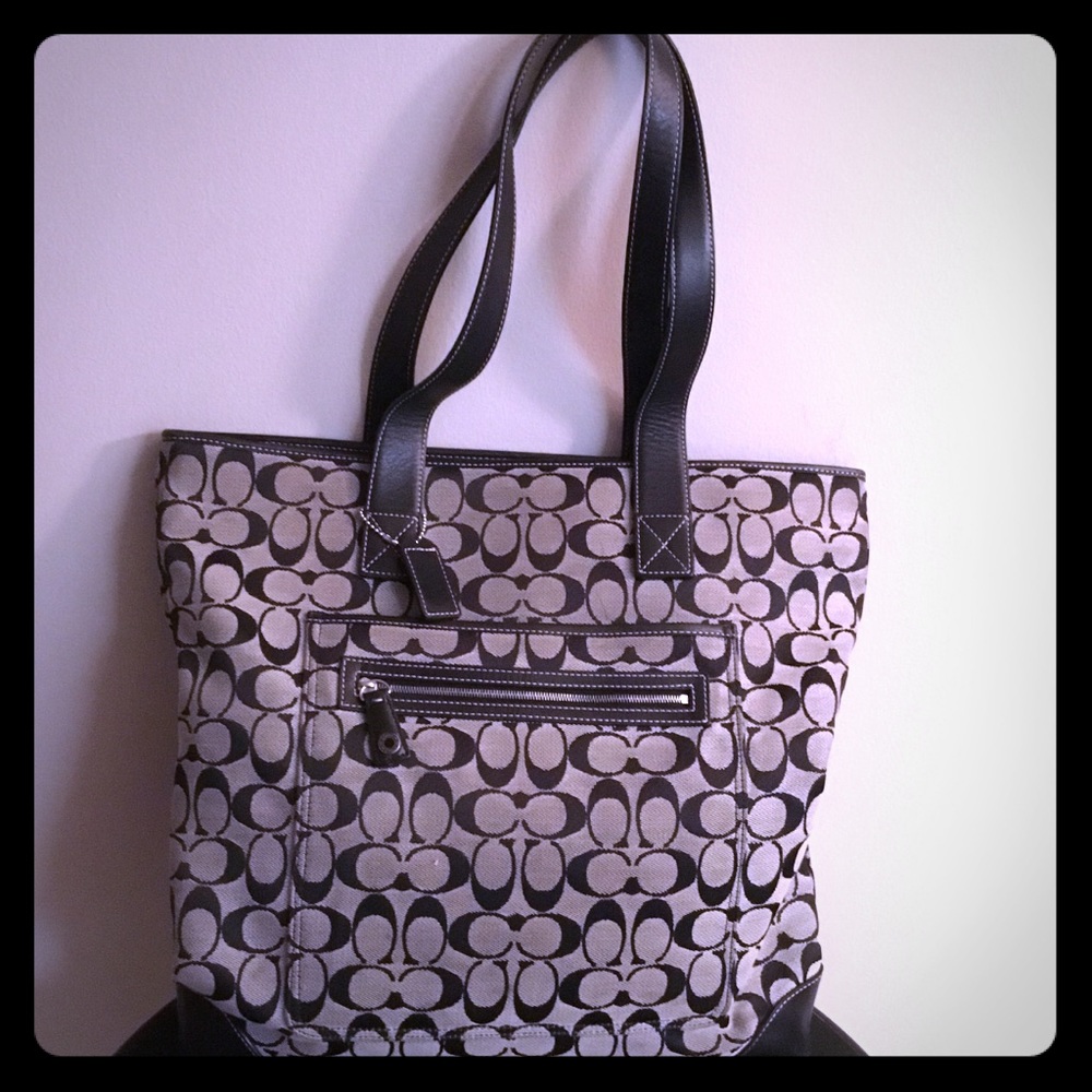 Authentic Coach Zippered Tote